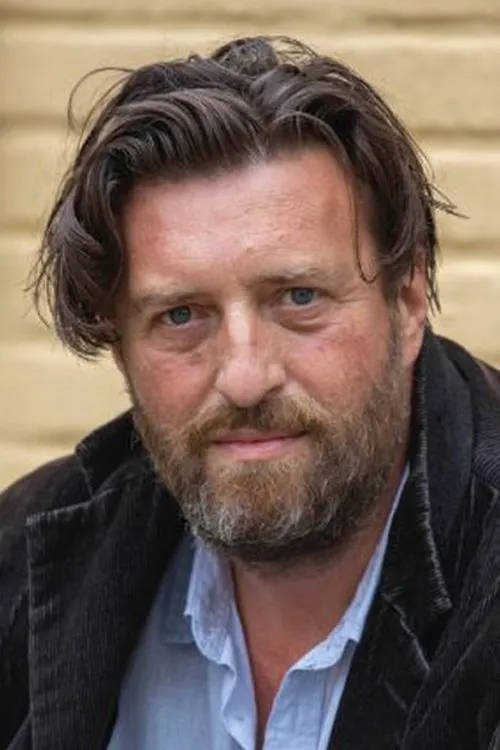 Anne-Marie Loop ha trabajado con Thierry Hellin en 1 ocasiones