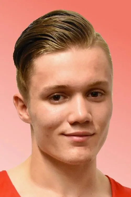 Thomas Chabot interpretando a Self