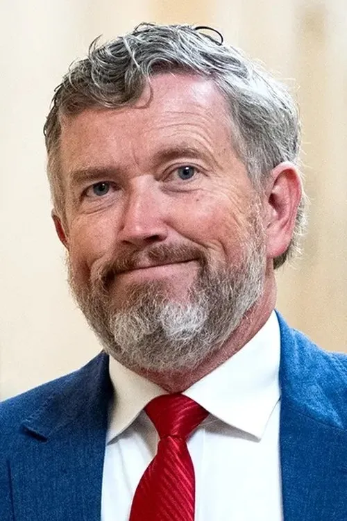 Ken Buck ha trabajado con Thomas H. Massie en 1 ocasiones