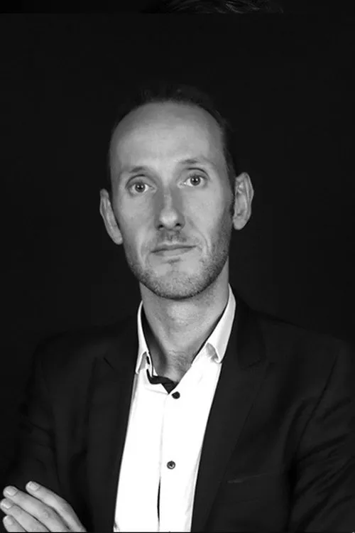 Carl Ernouf ha trabajado con Thomas Le Tallec en 1 ocasiones