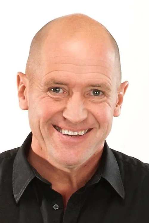 Thomas Petersson interpretando a Himself