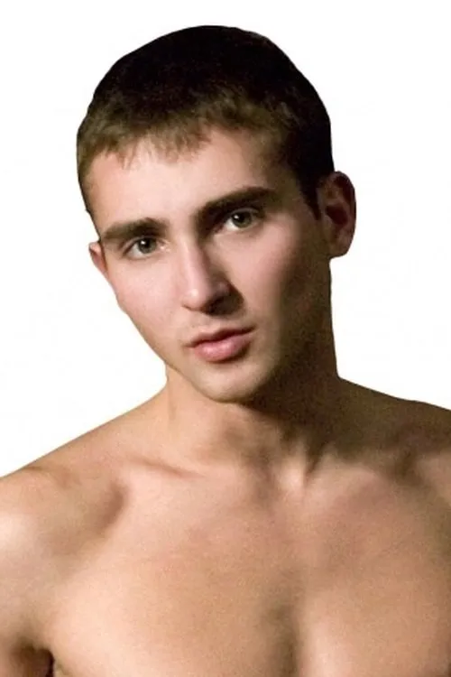 Jerome Lacoste ha trabajado con Thomas Pitt en 4 ocasiones