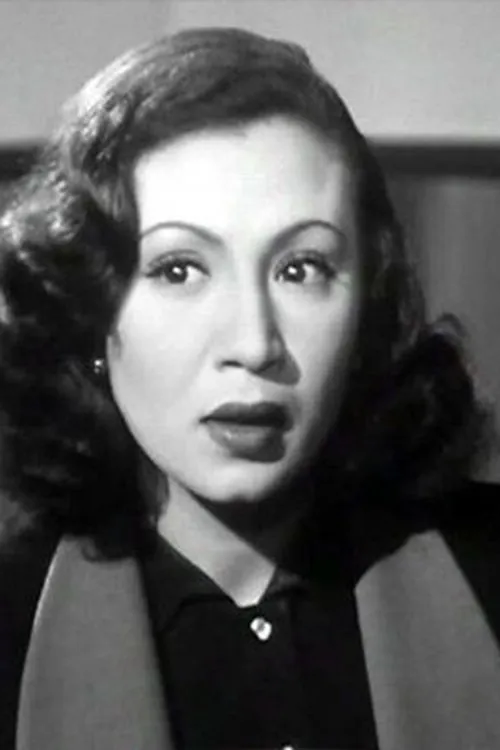 Thuraya Helmy interpretando a ???? ?????