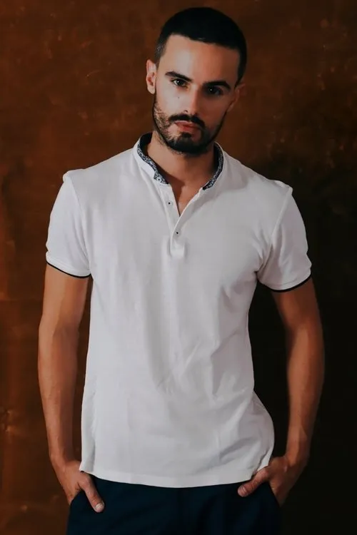 Foto de perfil del actor Tiago Costa en el reparto