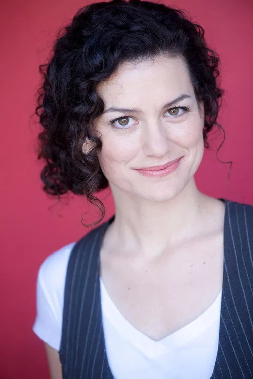 Tiffany Kilgore interpretando a Gail Atwater