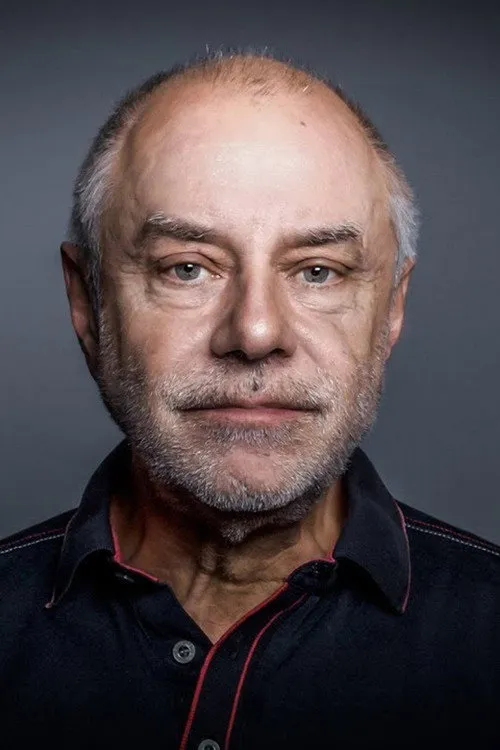 Till C. Hagen interpretando a Himself - Narrator (voice)