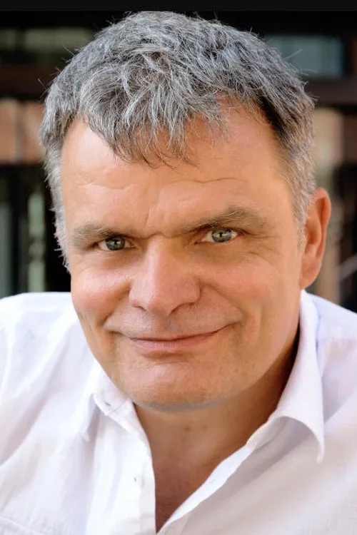 Demir Gökgöl ha trabajado con Till Huster en 1 ocasiones