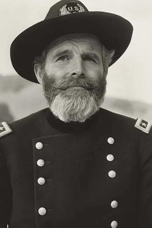 Tim Durant interpretando a The General