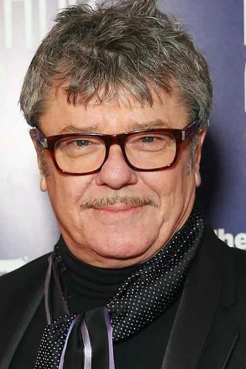 Tim Farriss interpretando a Guitar