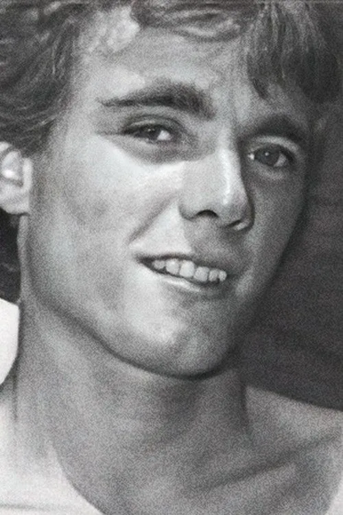 Tim Taylor interpretando a Pawn Broker