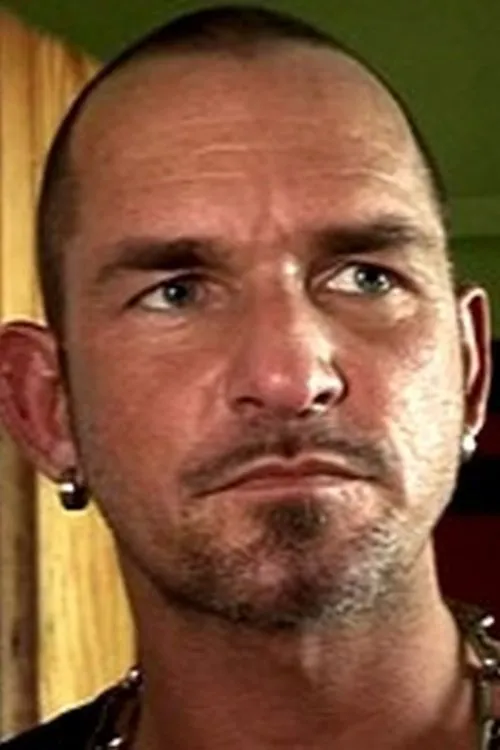 Timmi Dee interpretando a 