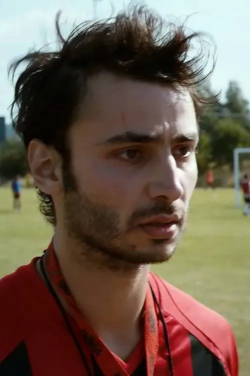 Timur Magomedgadzhiev interpretando a Elias