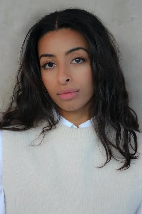 Dilan Apak ha trabajado con Tina Pour Davoy en 1 ocasiones