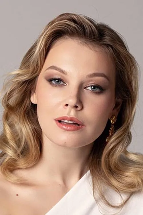 Тина Тарусина — personaje: Lida