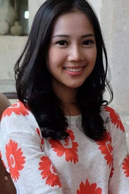 Tistha Nurma interpretando a 