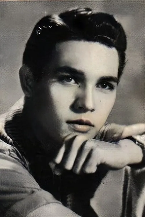 Tito Galla interpretando a