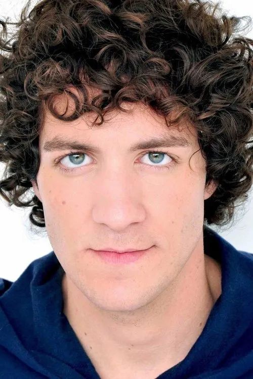 Tito Naville interpretando a Erasmo Carlos