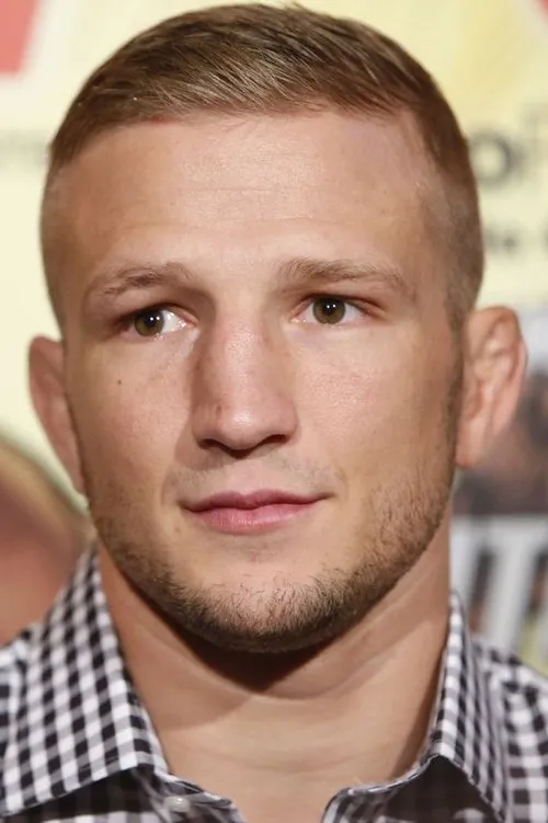 TJ Dillashaw interpretando a Self