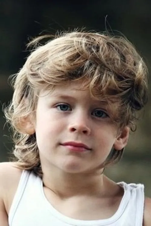 Toby Bisson interpretando a William Splinter