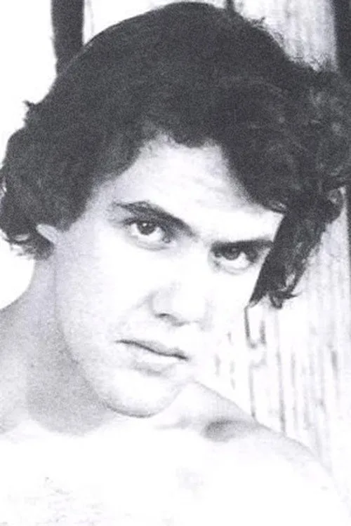 Greg Samuels ha trabajado con Todd Russell en 1 ocasiones