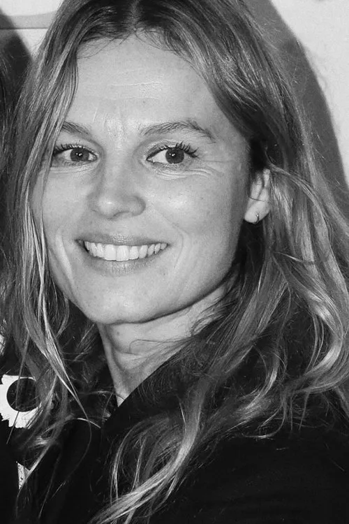 Julien Tortora ha trabajado con Toinette Laquière en 1 ocasiones