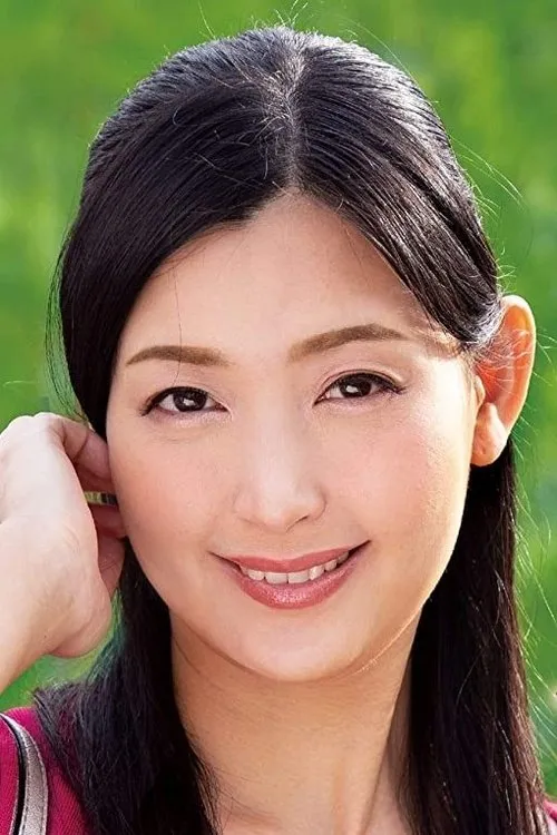 Tôko Namiki interpretando a 