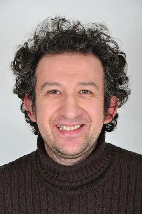 Ismet Üstekin ha trabajado con Tolga Öz en 1 ocasiones