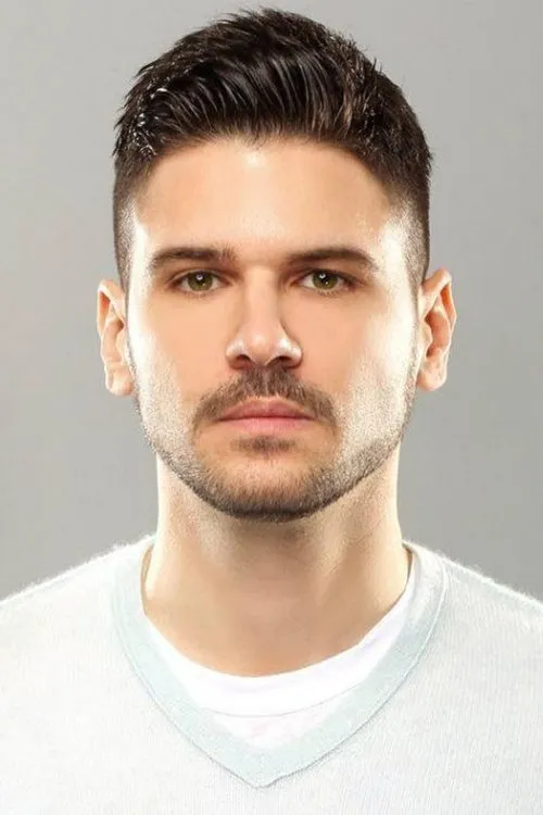 Çagla Boz ha trabajado con Tolgahan Sayışman en 1 ocasiones