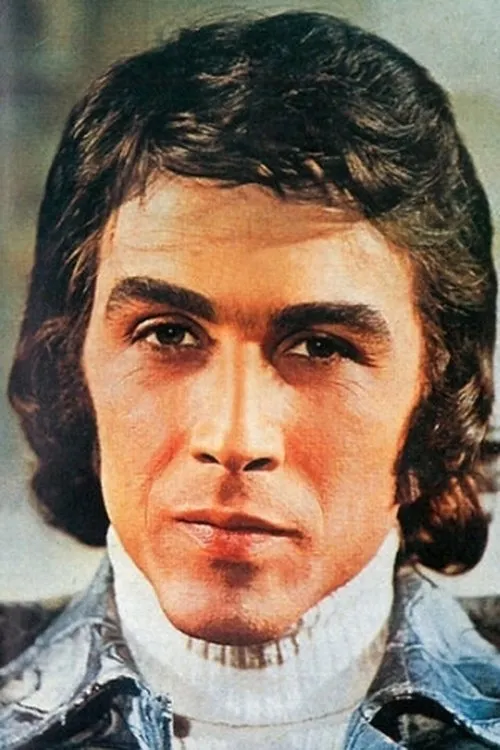 Tolis Voskopoulos interpretando a Lakis