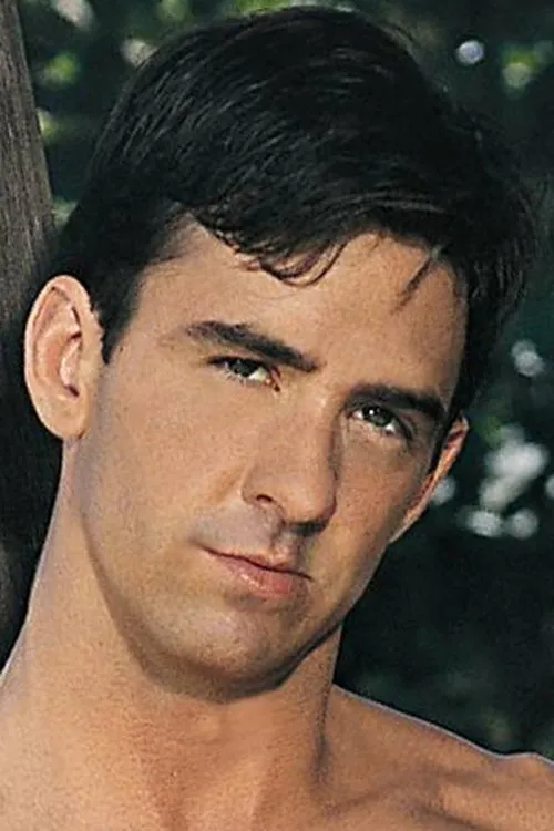 Philip St. John ha trabajado con Tom Chase en 1 ocasiones