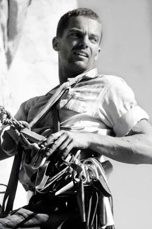 Mark Moore ha trabajado con Tom Frost en 1 ocasiones