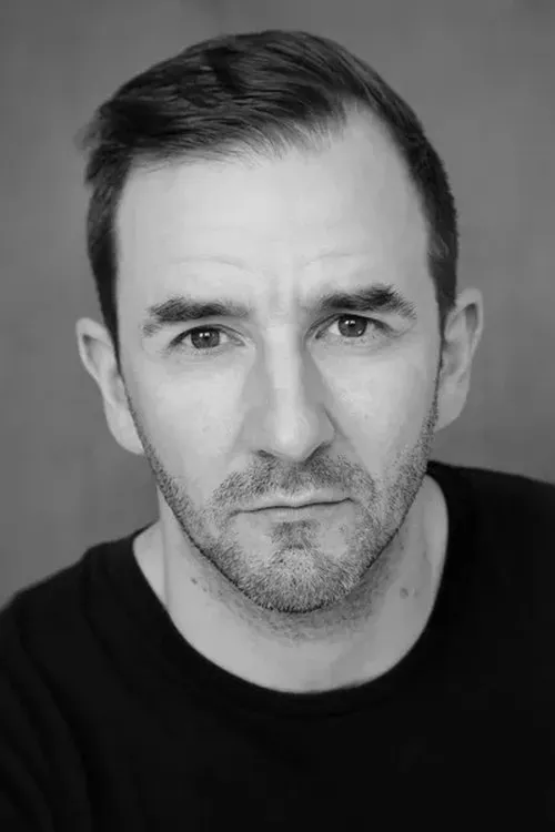 Benjamin Wang ha trabajado con Tom Harwood en 1 ocasiones