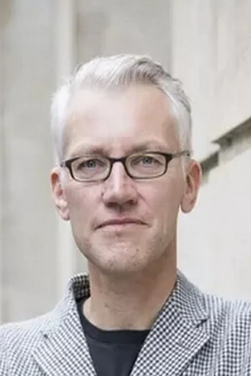 Tom Holland — personaje: Self - Historical Writer