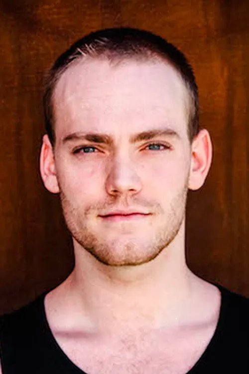 Kate Lyons ha trabajado con Tom Jackson Greaves en 1 ocasiones