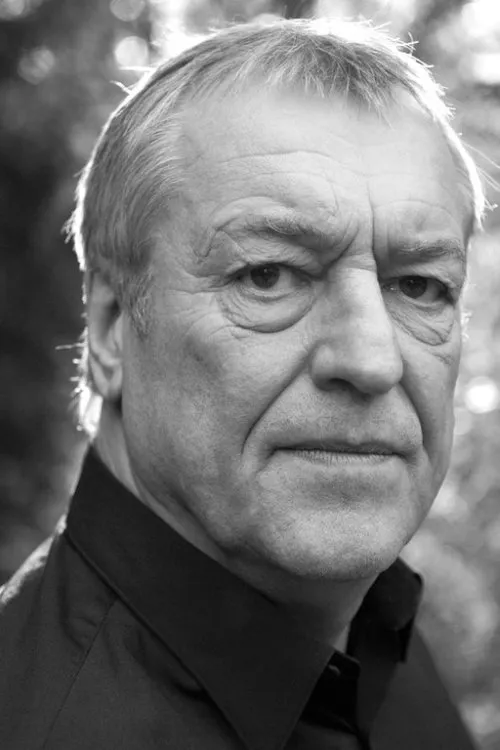 Tom Jansen interpretando a 