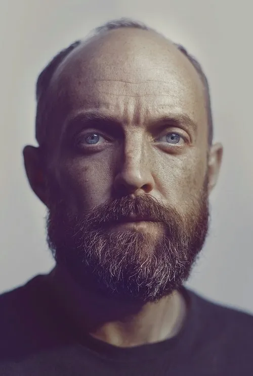 Jeremy Chevillotte ha trabajado con Tom Lawrence en 1 ocasiones