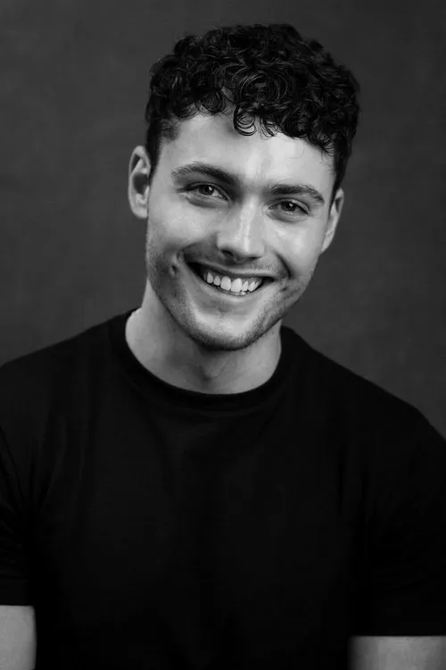 Daniah De Villiers ha trabajado con Tom Lewis en 1 ocasiones