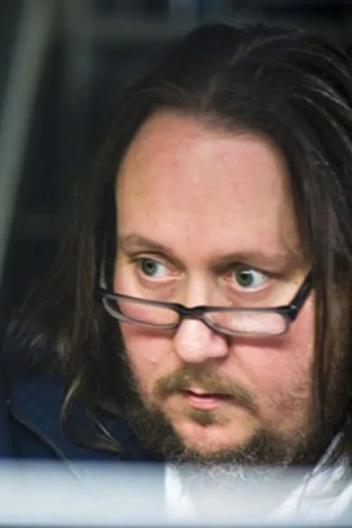 Kalled Mustonen ha trabajado con Tomas Köhler en 2 ocasiones