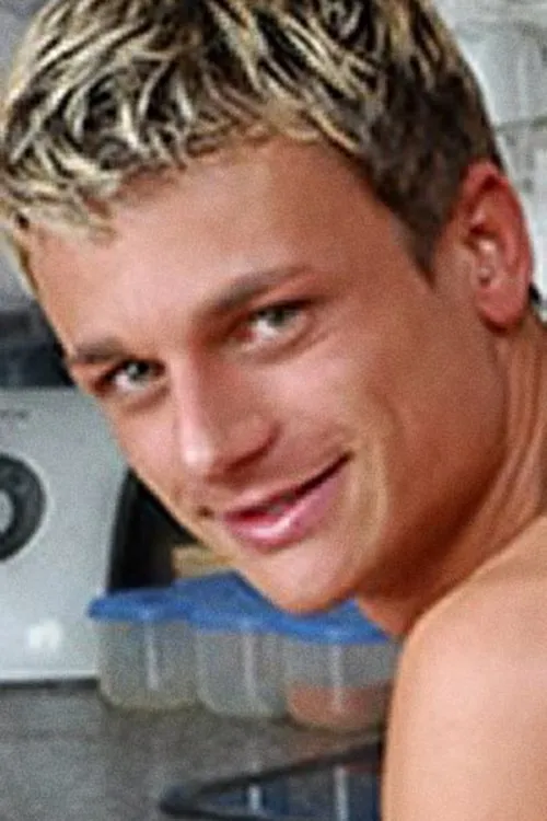 Tomi Luck interpretando a 