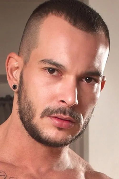 Tommy Hawk interpretando a (archive footage)