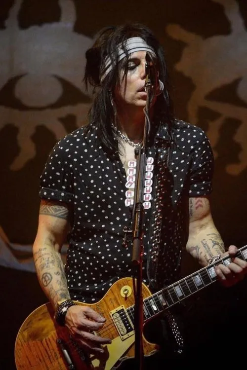 Steve Hunter ha trabajado con Tommy Henriksen en 1 ocasiones