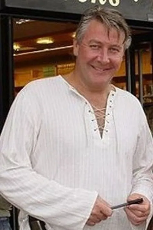 Tommy Walsh — personaje: Self - Presenter