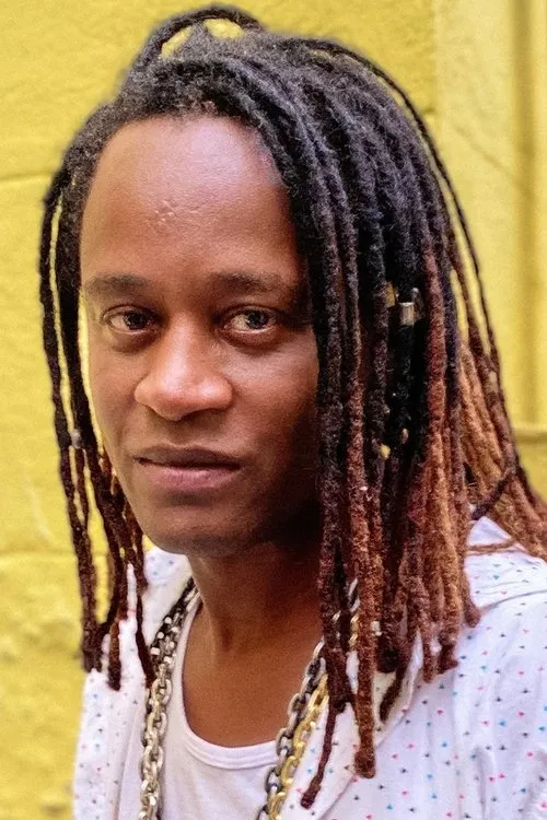 Francisco Andrade ha trabajado con Toni Garrido en 1 ocasiones