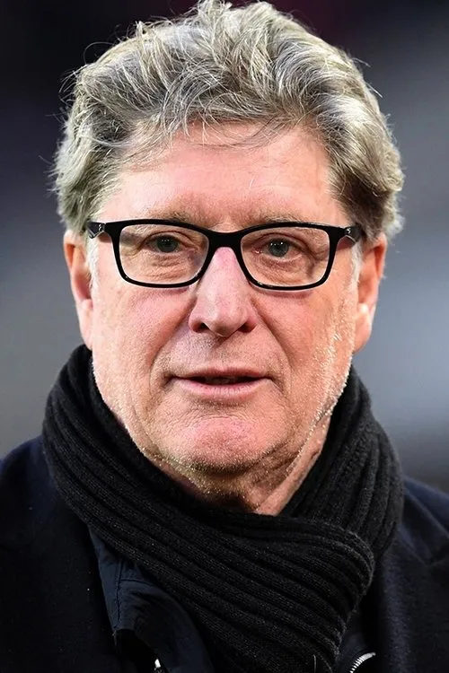 Toni Schumacher interpretando a Self