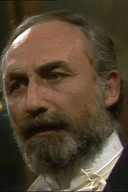 Tonino Cuomo interpretando a Marino