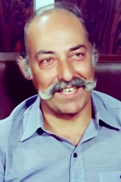 ??sta? ???a?taf????p????? ha trabajado con Tonis Giakovakis en 3 ocasiones