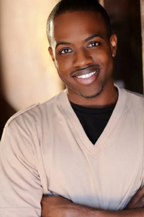 Tony Bartele interpretando a Tommy