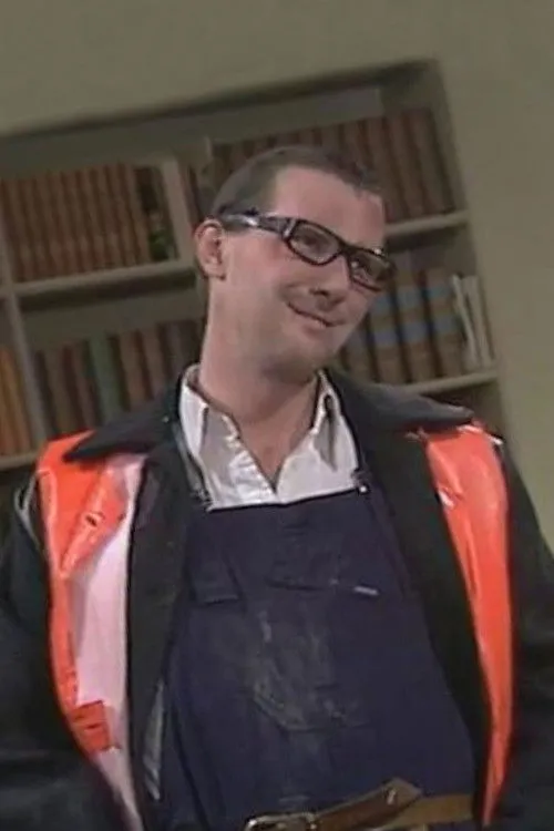 John Dowie ha trabajado con Tony Haase en 1 ocasiones