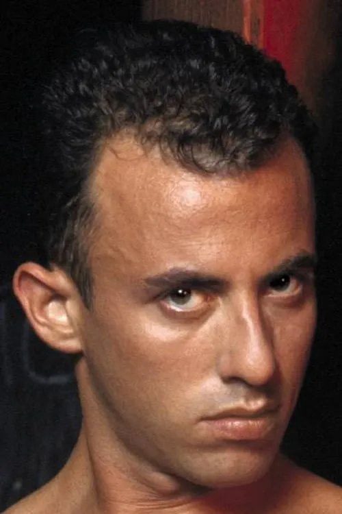 Tony Hampton interpretando a 