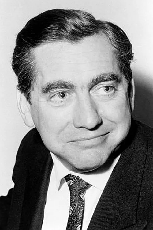 Tony Hancock interpretando a Walter Pinner